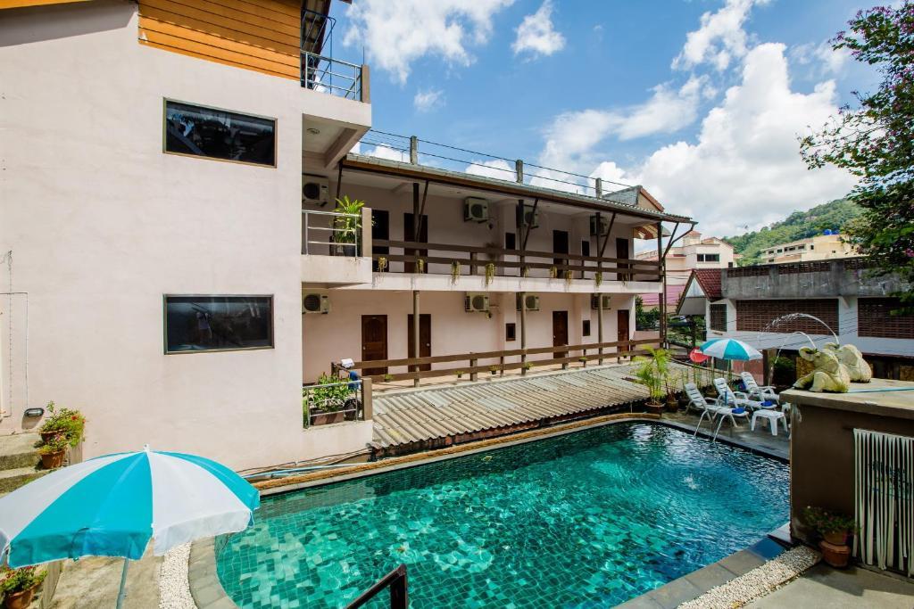 Baan Veerakit Hotel Patong 외부 사진
